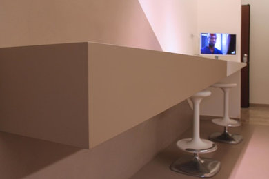 Idee per una piccola cucina lineare design chiusa con nessuna isola