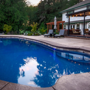 Fernandes Fiberglass Pool