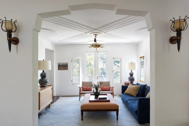 Living room photo in Los Angeles