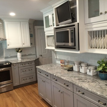Design Winner - 2015 Waypoint Living Spaces Cabinet Contest