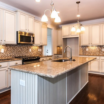 Governor’s Pointe – ONE HOME REMAINING!