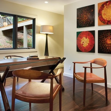 Modern addition to 60's Ranch House