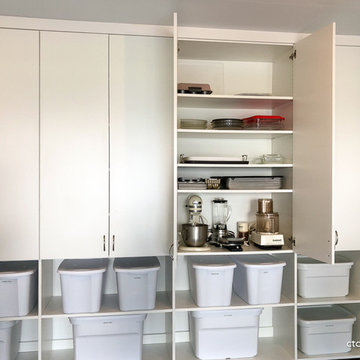 Organized Garage Storage Units
