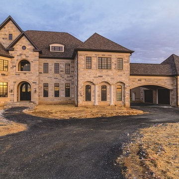 Small Volume Builder, Customized Home $1.9 Million - $1.99 Million