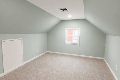 Beach style family room photo in Richmond