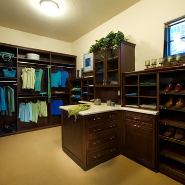 Walk-In Closet Organizers