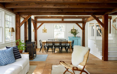 Houzz Tour: New Character for a 1980s Post-and-Beam Home