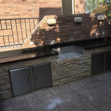 Outdoor kitchen