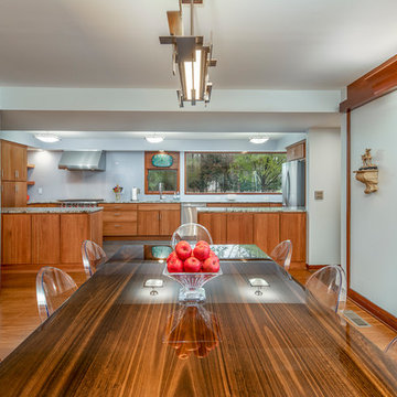 Modern Kitchen, Warm Woods