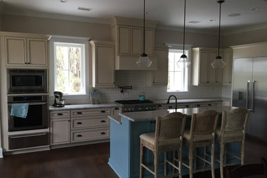 Elegant kitchen photo in Charleston