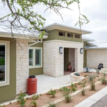 Solatube Daylighting Systems in a Smart Home