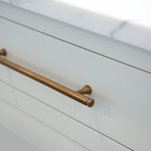 Cabinet Hardware I like