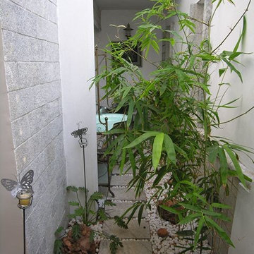 Stone Courtyard House