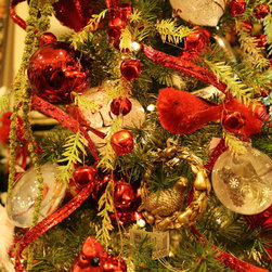 Holiday Decorating - Christmas Ornaments