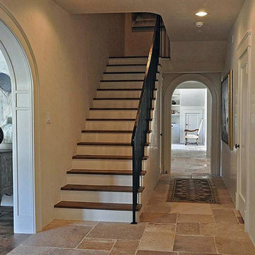 Stone Floor – Antique, Reclaimed Limestone ‘Dalle de Bourgogne’ pavers
