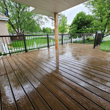 Lakeside re-deck Before
