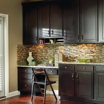 Aristokraft Cabinetry: Cabinet Storage with Built-In Desk