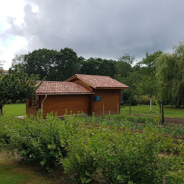 Hô le bel abri de jardin