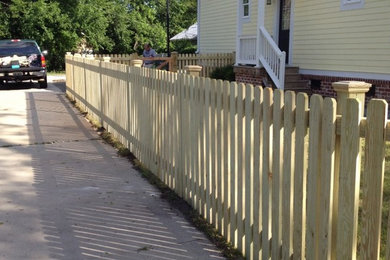 Traditional exterior home idea in Newark