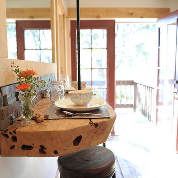 Rustic Vacation Cottage