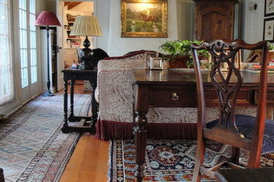 Eclectic living room photo in San Francisco