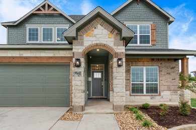 Inspiration for an exterior home remodel in Austin