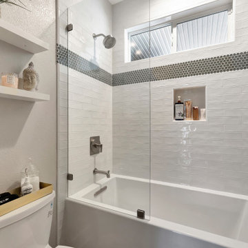 Modern Tub & Shower Remodel with Glass Panel – Newport Beach