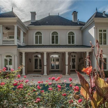 Celebrity Homes