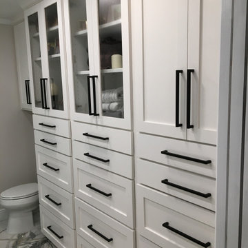 BATHROOM - 12"x14" White  Wall Tile/24"x48" Floor Tile/White Cabinets Blk Hdw