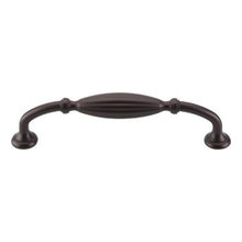Pulls and knobs