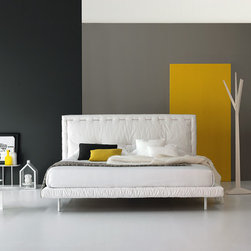 Eureka Bed by Bonaldo - Platform Beds