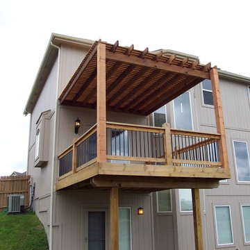 El-Scari - Cedar Deck with Pergola.