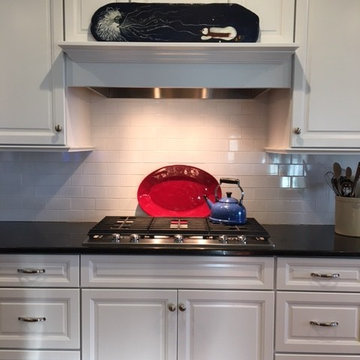 KraftMaid Knollwood White