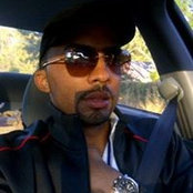 Alexander De Leon's photo