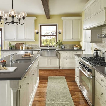 Moen Weymouth Traditional Granite Kitchen