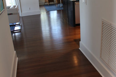 Example of a hallway design in Charleston