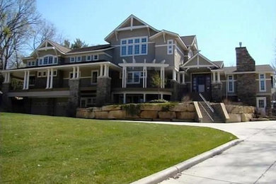 Example of an exterior home design in Minneapolis
