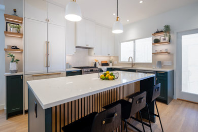 Inspiration for a kitchen remodel in Vancouver