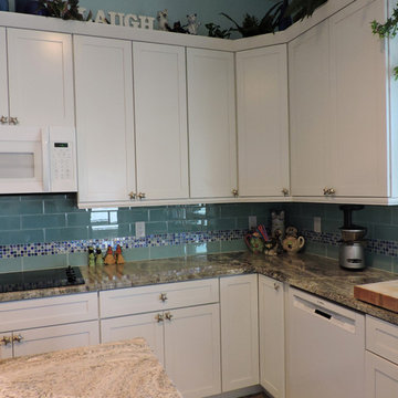 GIVE YOUR KITCHEN A BEACH-INSPIRED COASTAL MAKEOVER (Tampa, Bradenton, Sarasota)