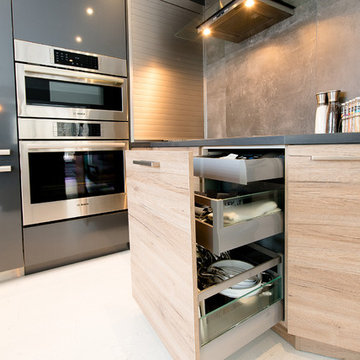 Modern Kitchen - Aurora
