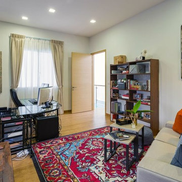 Ah Soo Gardens Home (Office/Study)