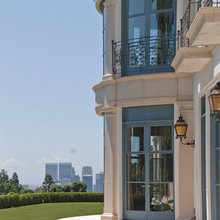 exterior - rear
