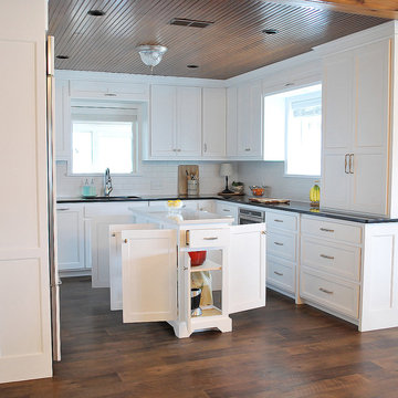 Right side perimeter with 3-drawer bases and open island doors