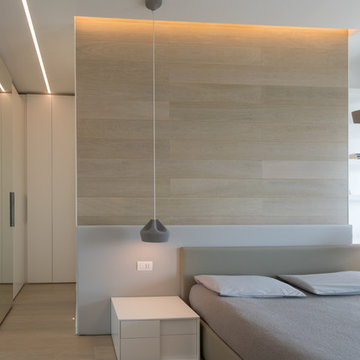 Casa "FG" bianco scolpito