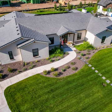 Denver Area New Build Designed With a Contemporary and Water-Conscious Landscape