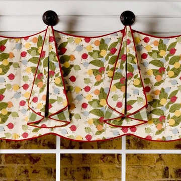 Tracy Valance on Knobs/Medallions