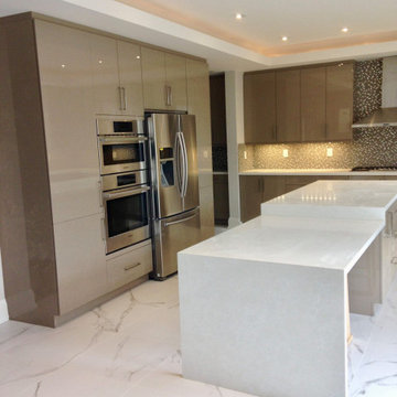 Contemporary Kitchens