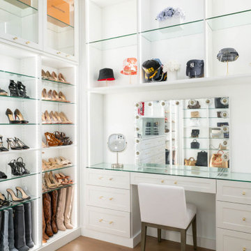 The Obsidian: Hidden Closet