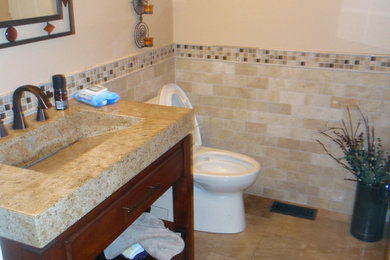Elegant bathroom photo in Cleveland