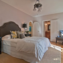 UPSTAIRS GUEST ROOM